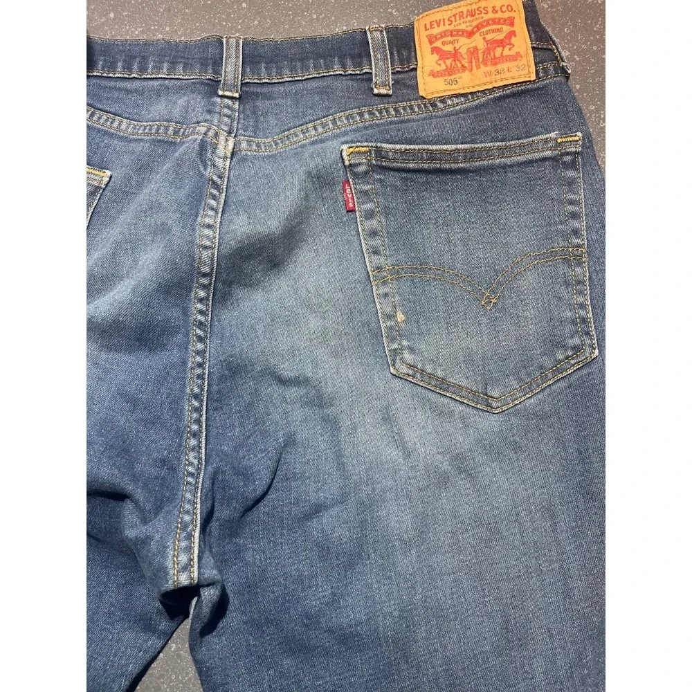 Levi's 505 Jeans Size 38x32 Mens Straight Leg Mid Rise Blue Denim A93